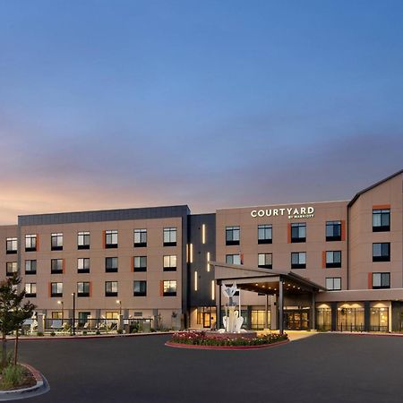 Courtyard By Marriott Petaluma Sonoma County Hotel Buitenkant foto